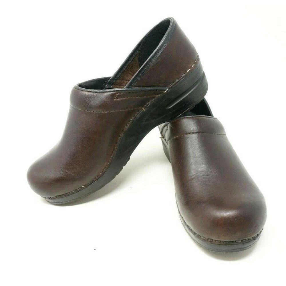 Sanita Women's Brown Leather Comfort Professional